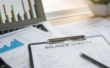 财务财务年终总结报告参考6篇