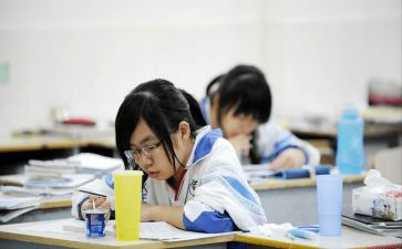初中生贫困申请书5篇