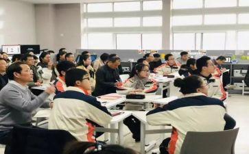 领导学校讲话稿5篇