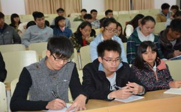 关于大学班长竞选的演讲稿5篇