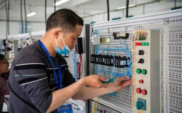 个人电工工作总结7篇