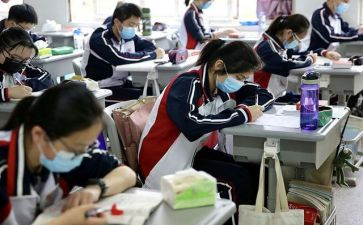 高三毕业学生自我鉴定参考5篇