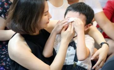 我们哭了的作文8篇