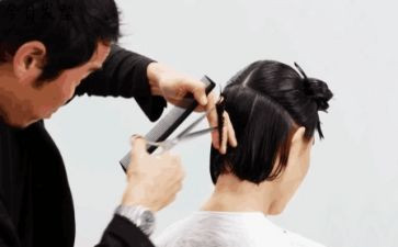 小型理发店搞活动方案5篇