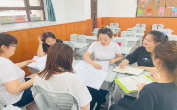 2024年幼儿园中班年级组长工作总结7篇