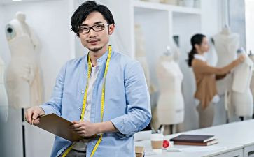 平面设计师年终工作总结通用6篇