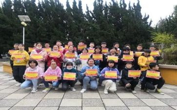 我们班的好老师作文模板5篇