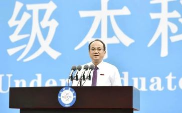 3.8校长讲话稿6篇