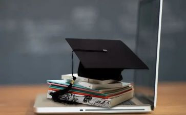 研一学年鉴定表个人总结通用6篇