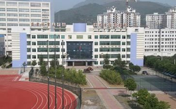 中专毕业生自我总结5篇