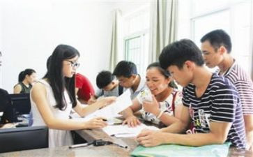 高中助学金申请书精选8篇